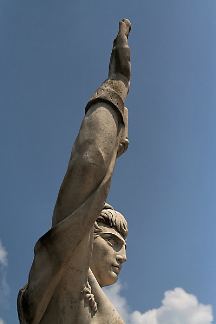 Stadio dei marmi 186